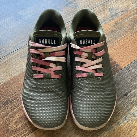 Nobull sneakers - Picture 2 of 6